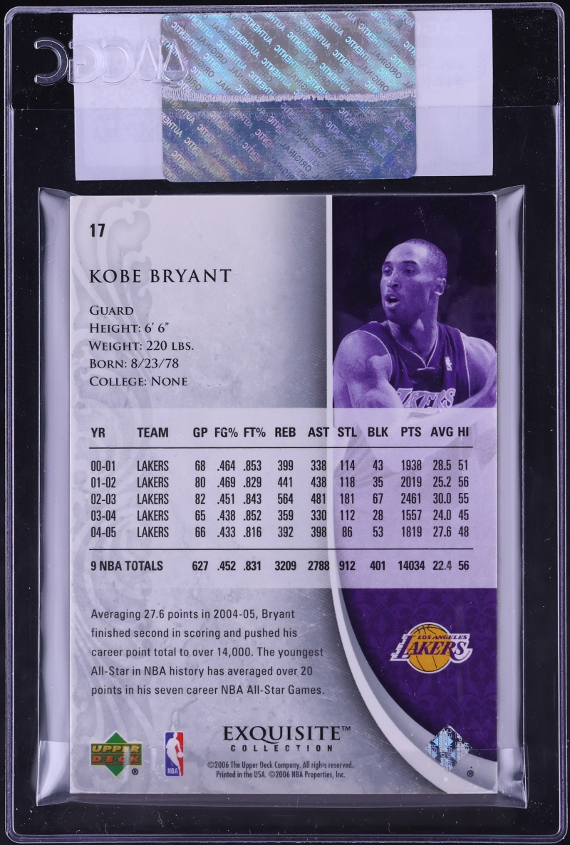 2005 Ultimate Collection Kobe Bryant /225 #17 CGC AUTH