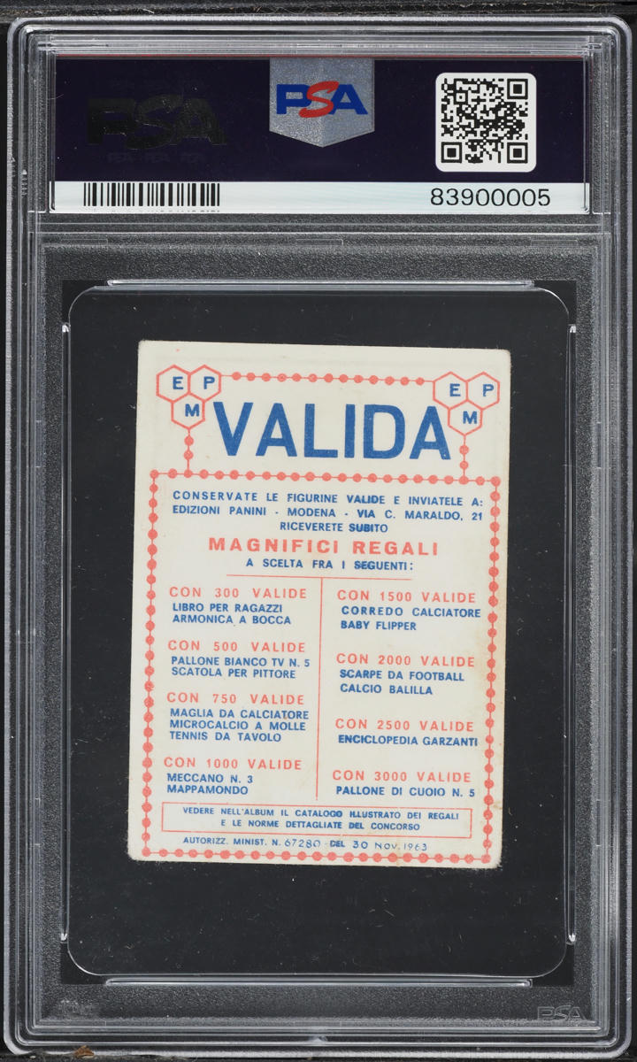 1963 Panini Calciatori Eusebio ROOKIE, BLUE NAME, VALIDA BACK PSA 1.5 FR