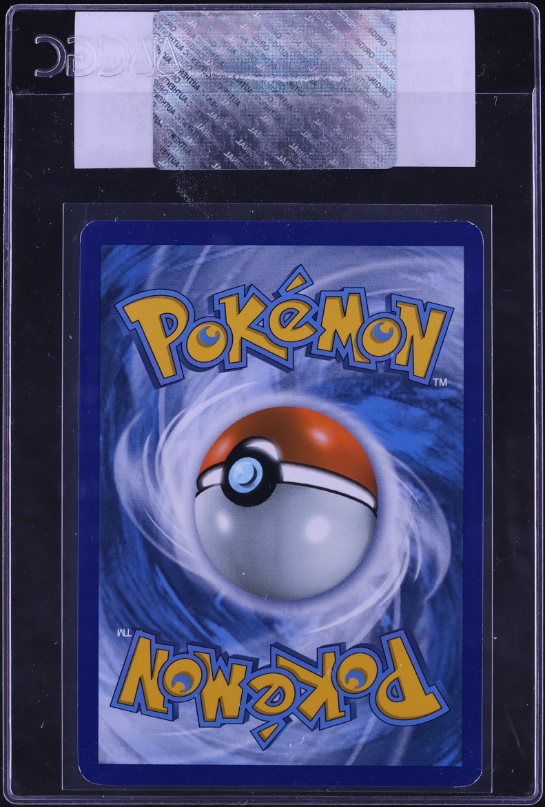2013 Pokemon Black & White Legendary Treasures Holo Moltres #22 CGC AUTH