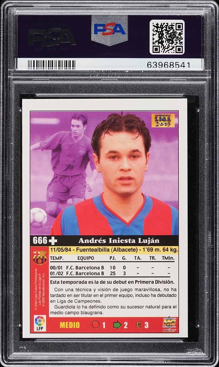 2002 Mundi Cromo Liga Andres Iniesta Lujan ROOKIE #666 PSA 8.5 NM-MT+