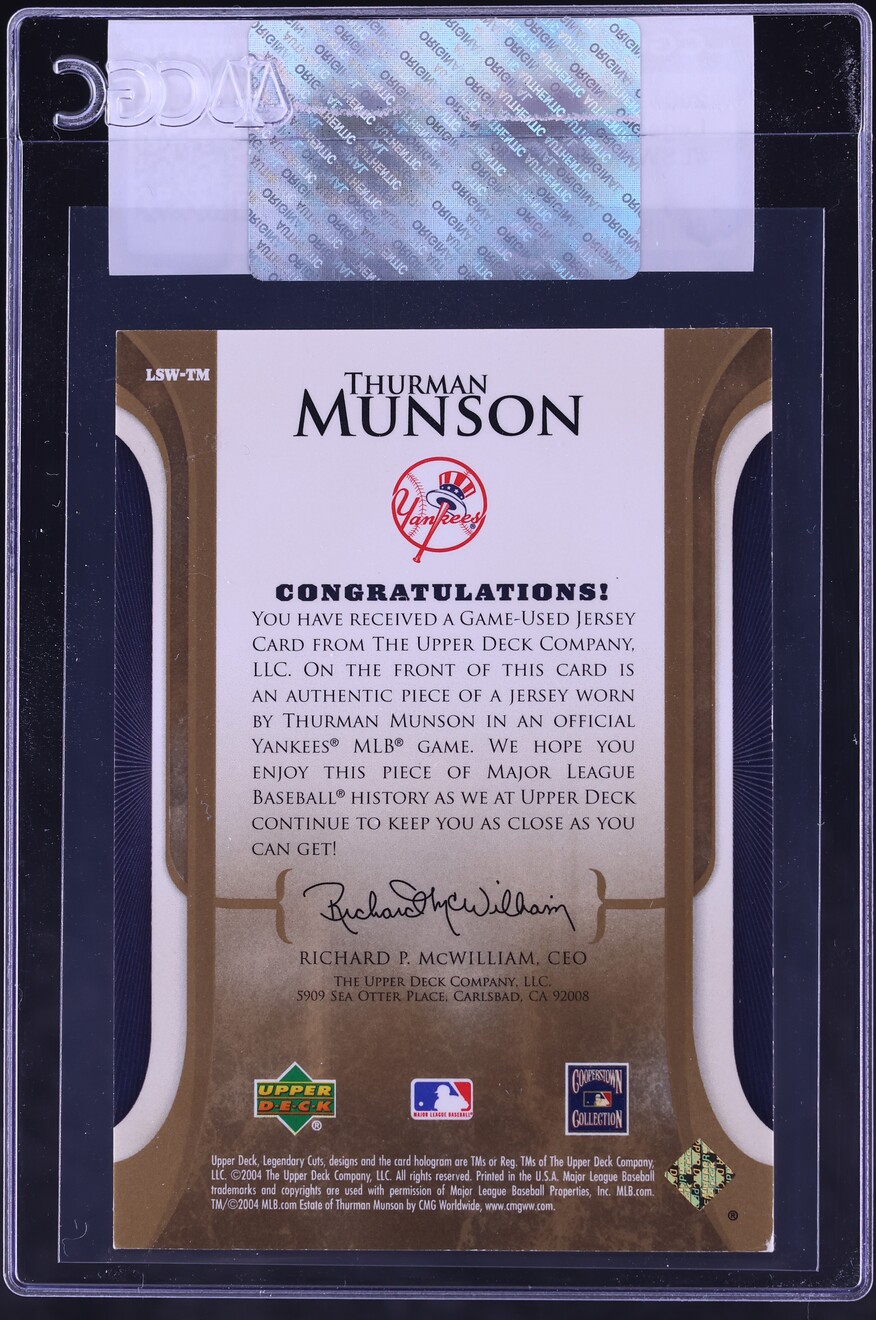2004 SP Legendary Cuts Legendary Swatches Thurman Munson PATCH #LSW-TM CGC AUTH