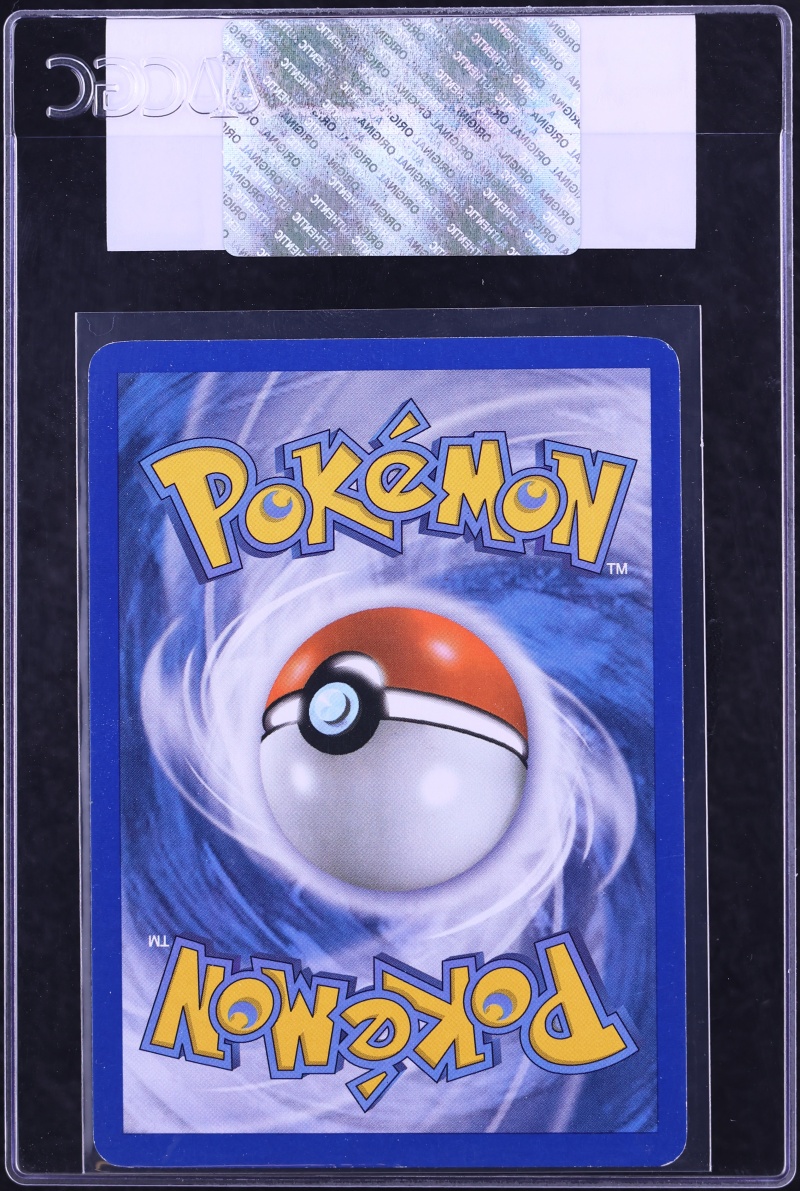 2013 Pokemon Black & White Legendary Treasures Radiant Collection Holo Teddiursa #RC15 CGC AUTH