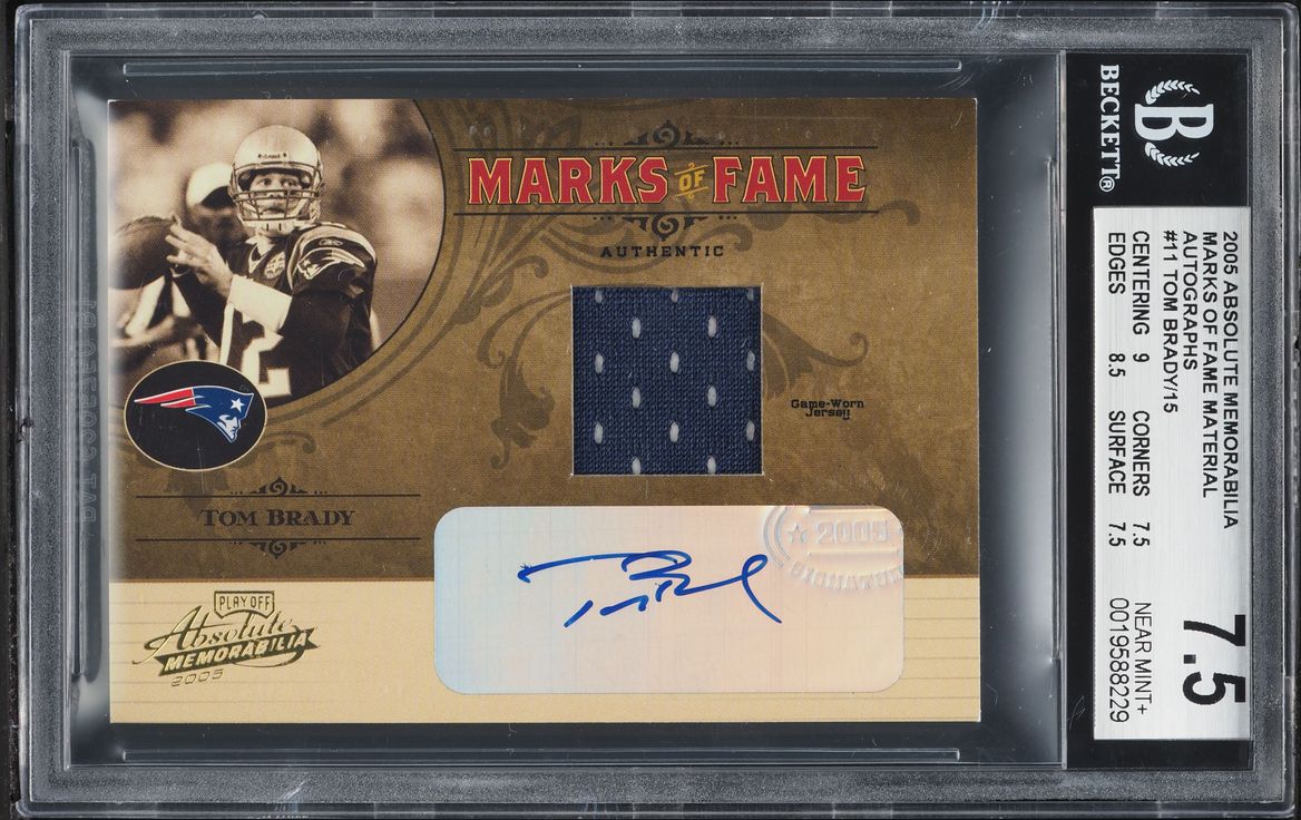 2005 Absolute Memorabilia Marks Of Fame Tom Brady PATCH AUTO JERSEY # 12/15 #MF-11 BGS 7.5