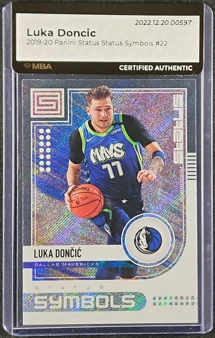 2019 Panini Status Status Symbols Luka Doncic #22 MBA AUTH