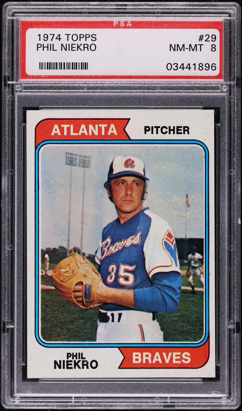 1974 Topps Phil Niekro #29 PSA 8 NM-MT