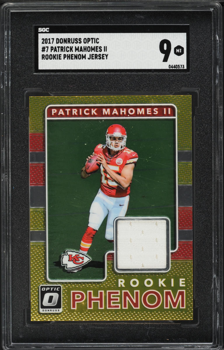 2017 Donruss Optic Phenom Patrick Mahomes II ROOKIE PATCH #7 SGC 9 MINT