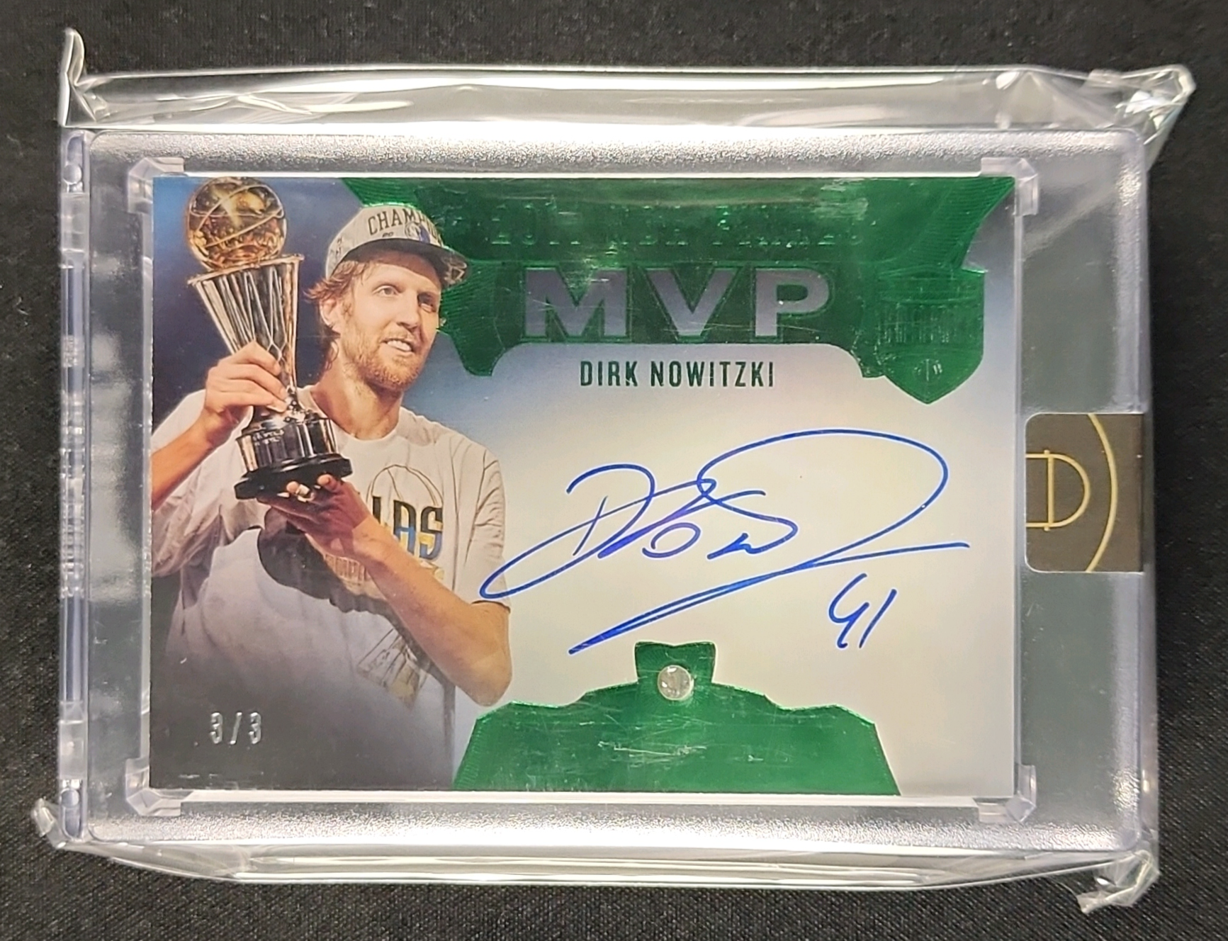2019 Panini Eminence Finals MVP Diamond Green Dirk Nowitzki AUTO 3/3 MBA AUTH