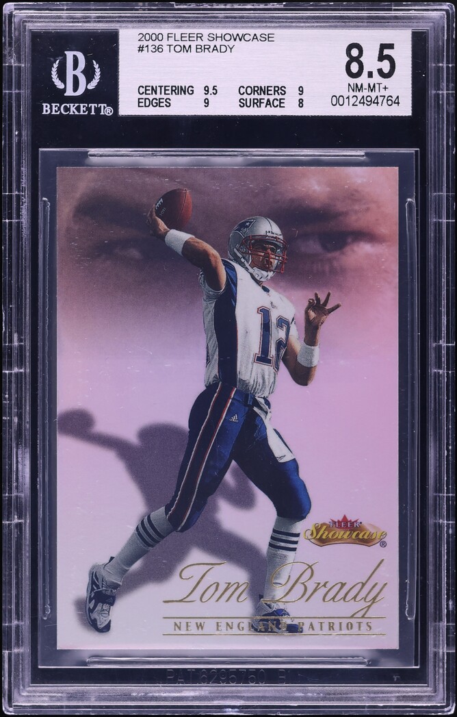 2000 Fleer Showcase Tom Brady ROOKIE /2000 #136 BGS 8.5 NM-MT+