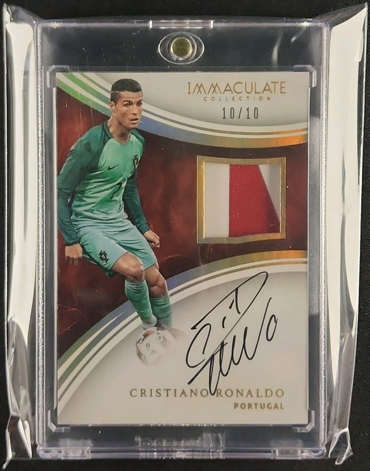 2017 Immaculate Collection Gold Cristiano Ronaldo PATCH AUTO 10/10 MBA AUTH