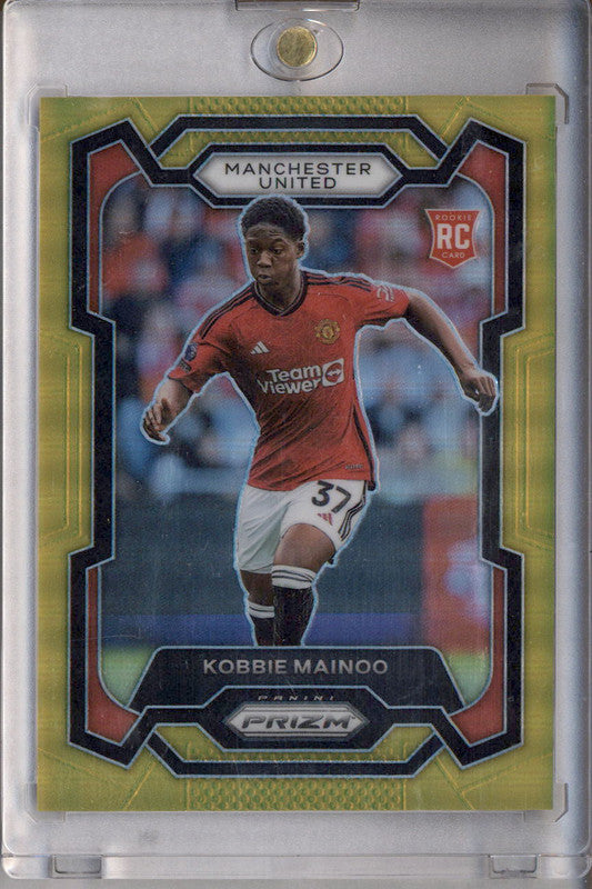 2023 Panini Prizm Premier League Gold #38 Kobbie Mainoo RC /10