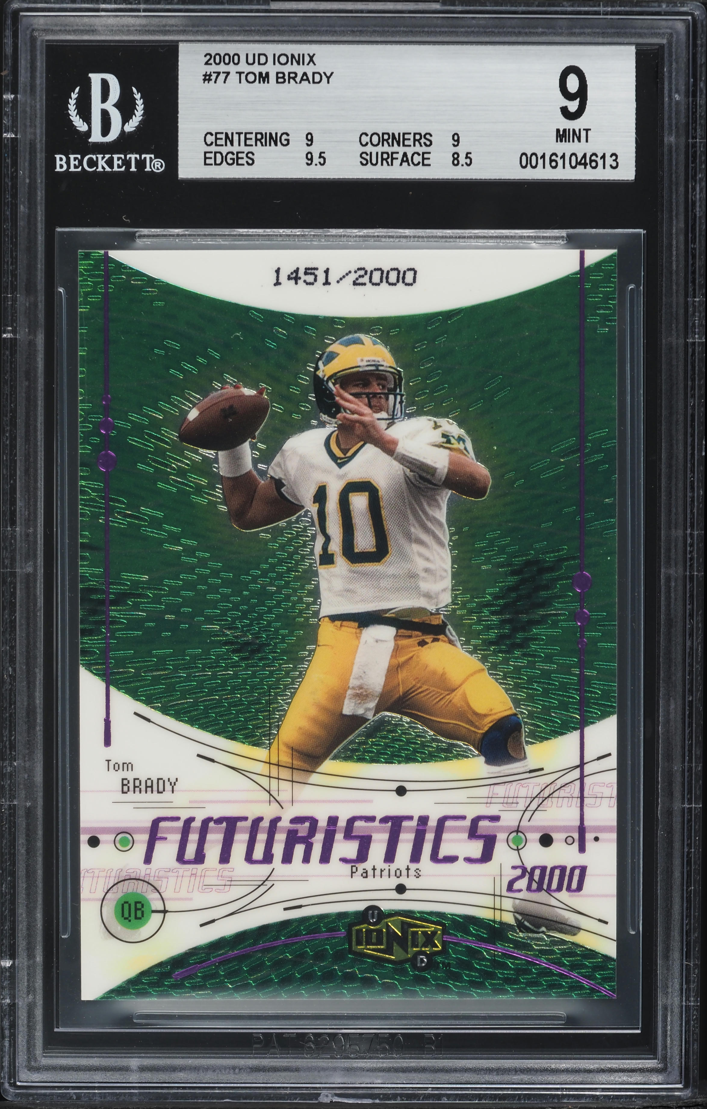 2000 Upper Deck Ionix Tom Brady ROOKIE /2000 #77 BGS 9 MINT