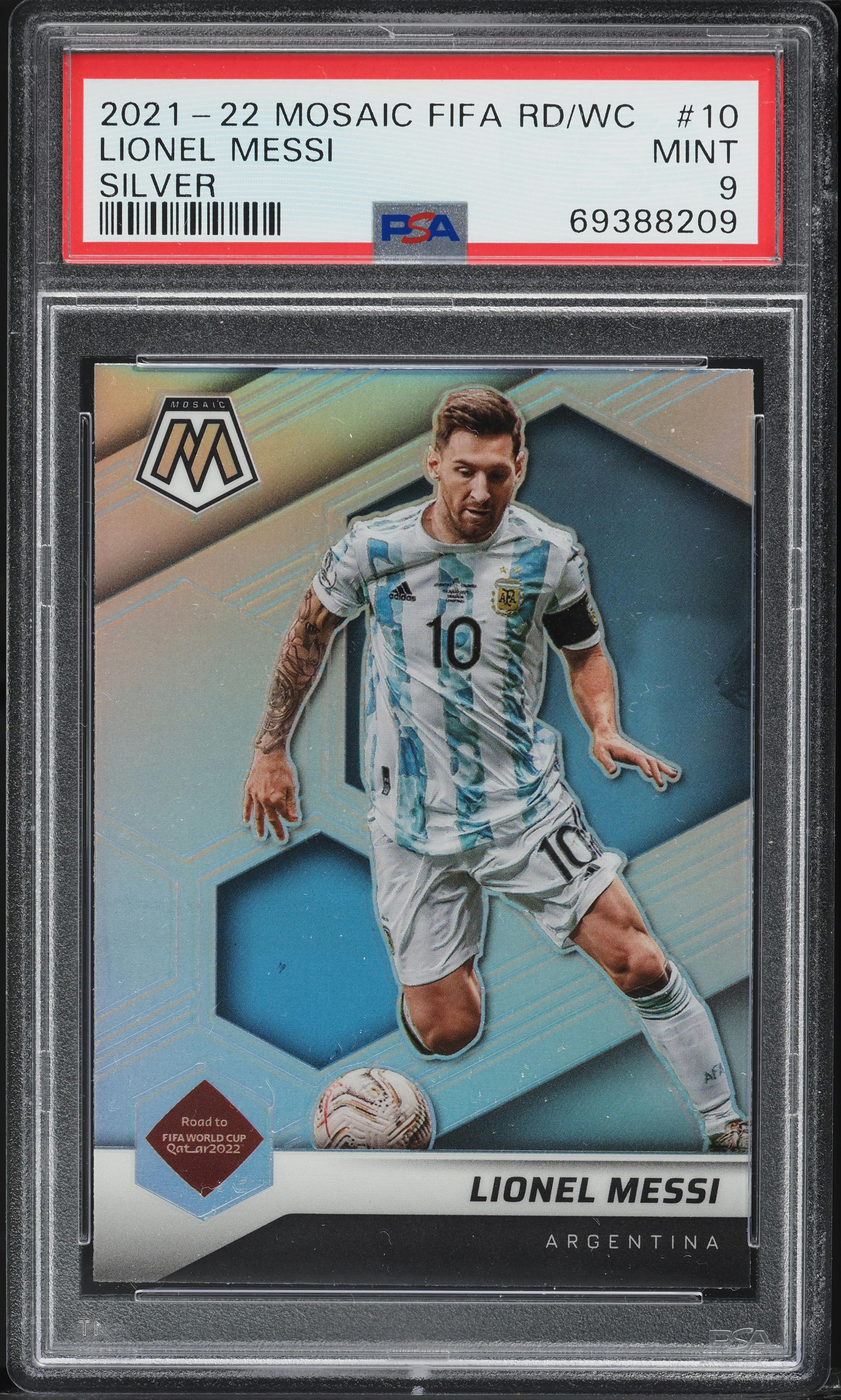 2021 Panini Mosaic FIFA Road to World Cup Silver Lionel Messi #10 PSA 9 MINT