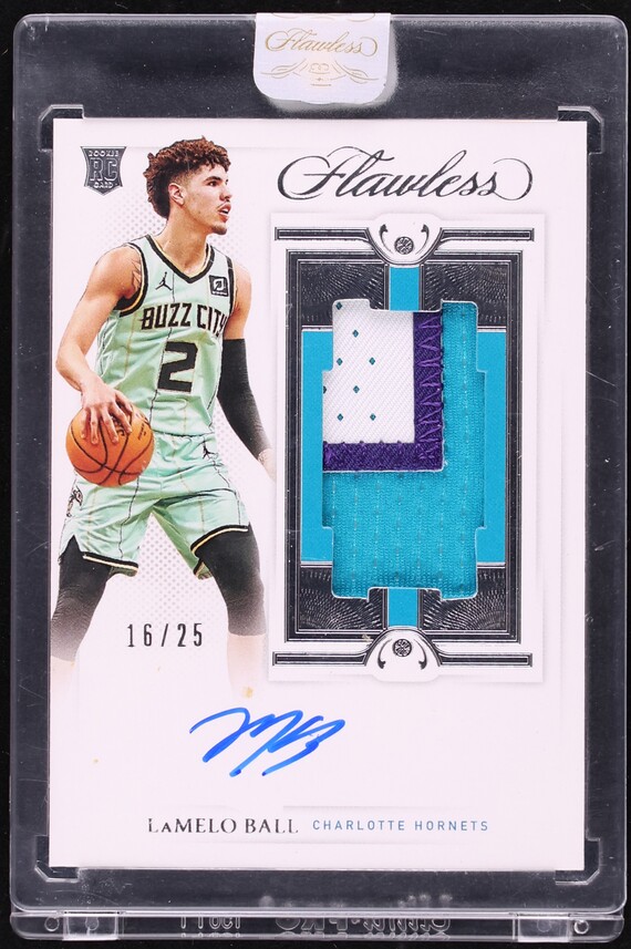 2020 Panini Flawless Vertical LaMelo Ball ROOKIE PATCH AUTO /25 #VPA-LAM