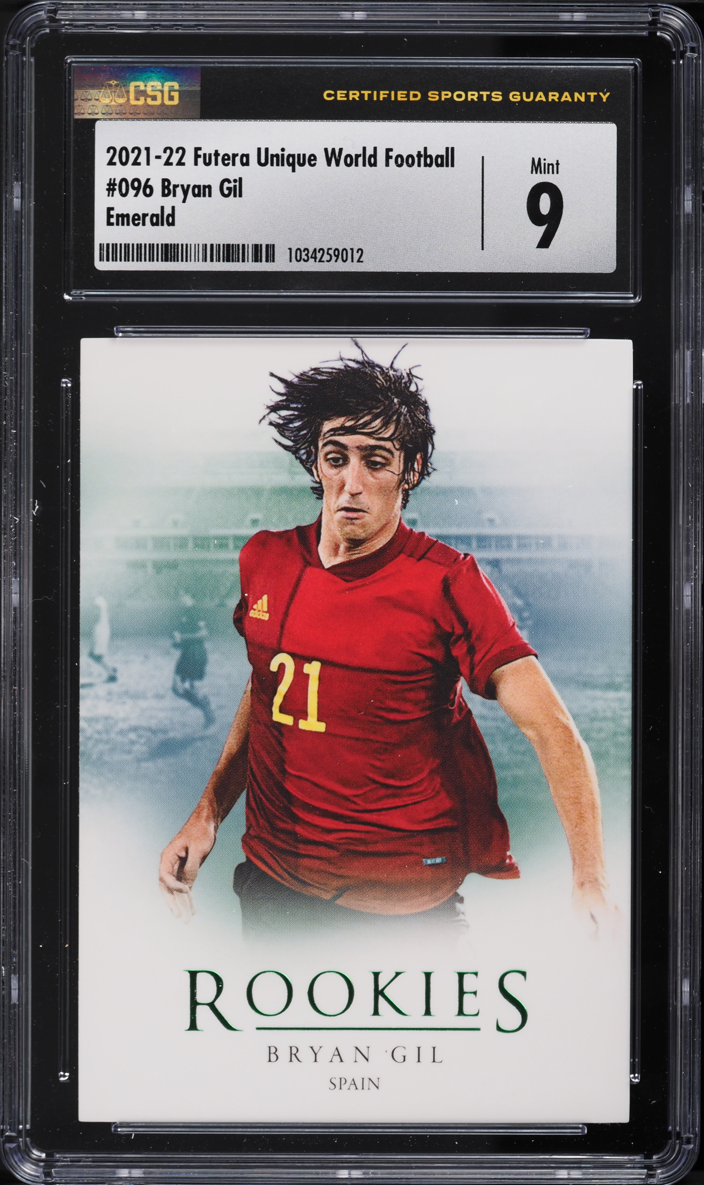 2021 Futera Unique World Football Emerald Bryan Gil /50 #96 CSG 9 MINT