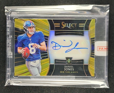 2018 Select '19 XRC Gold Prizm Daniel Jones ROOKIE AUTO /10 #325 MBA AUTH