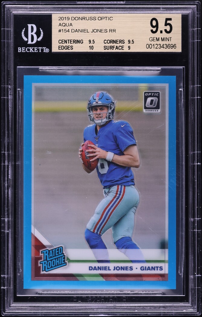 2019 Donruss Optic Aqua Daniel Jones ROOKIE /299 #154 BGS 9.5 GEM MINT