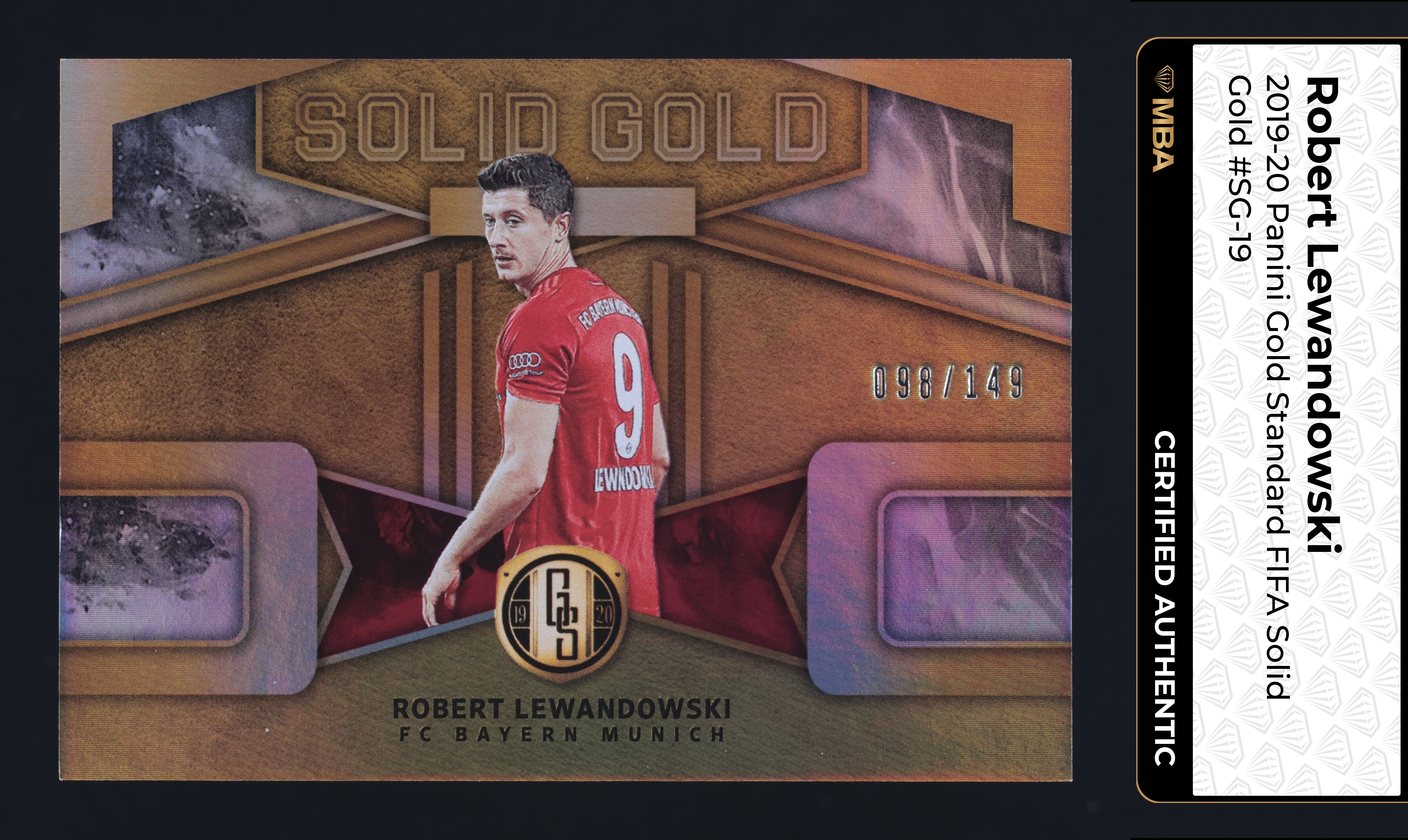 2019 Panini Gold Standard Solid Gold Robert Lewandowski /149 #SG-19 MBA AUTH