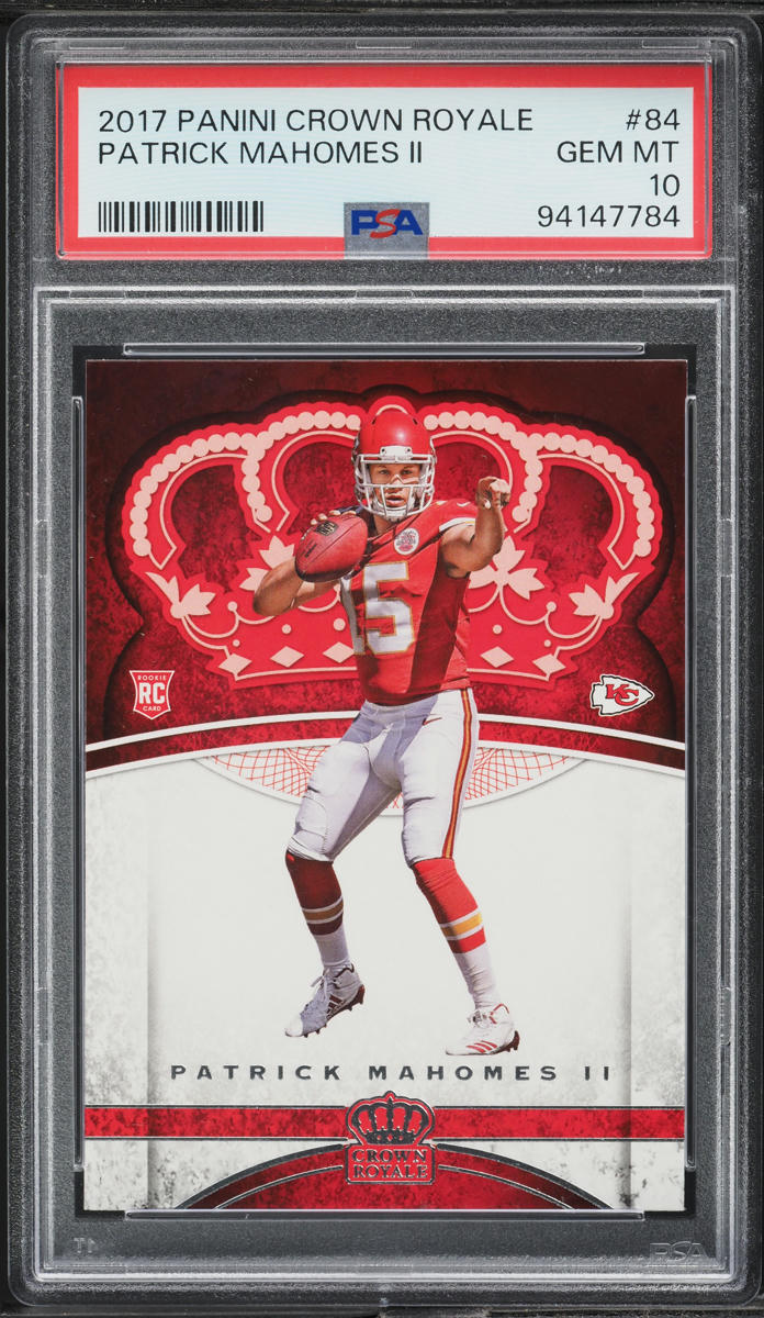 2017 Crown Royale Patrick Mahomes II ROOKIE #84 PSA 10 GEM MINT